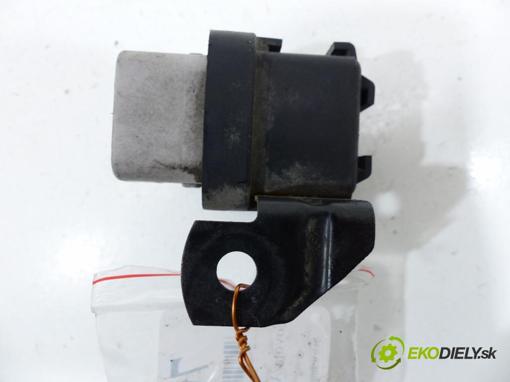 Toyota Avensis Verso 2.0 D4D 116 HP  85 kW 2000 cm3  relé  (Relé)