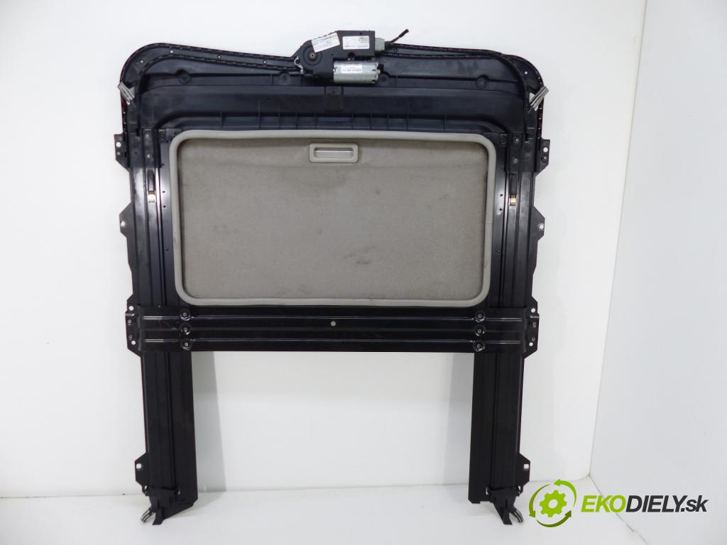 Ford Mondeo Mk3 2000-2007 2.0 TDCI 131 hp  96 kW 2000 cm3  střešní okno  (Okna karoserie)