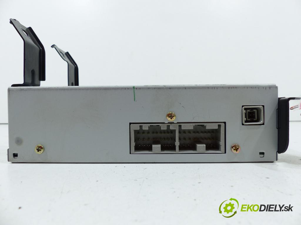 Nissan Murano Z50 2003-2008 3.5 V6 234km  172 kW 3500 cm3  Navigácia  (GPS navigácie)