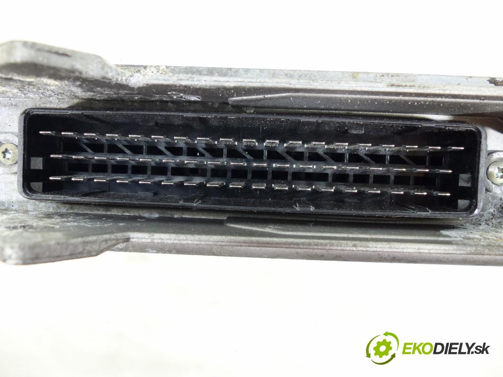 Citroen Berlingo 1996-2008 1.4 8V 75 HP 55 kW 1400 cm3 Jednotka riadiaca