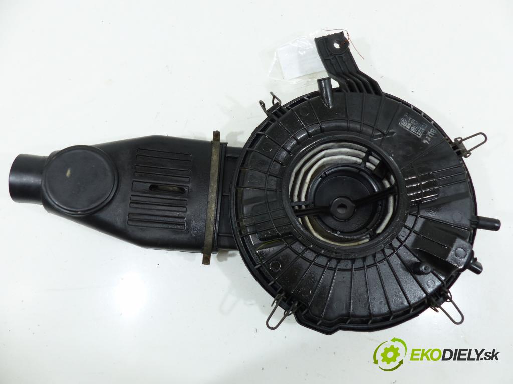 Suzuki Swift 1989-2004 1.0 53km  39 kW 1000 cm3  obal filtra vzduchu  (Kryty filtrů)