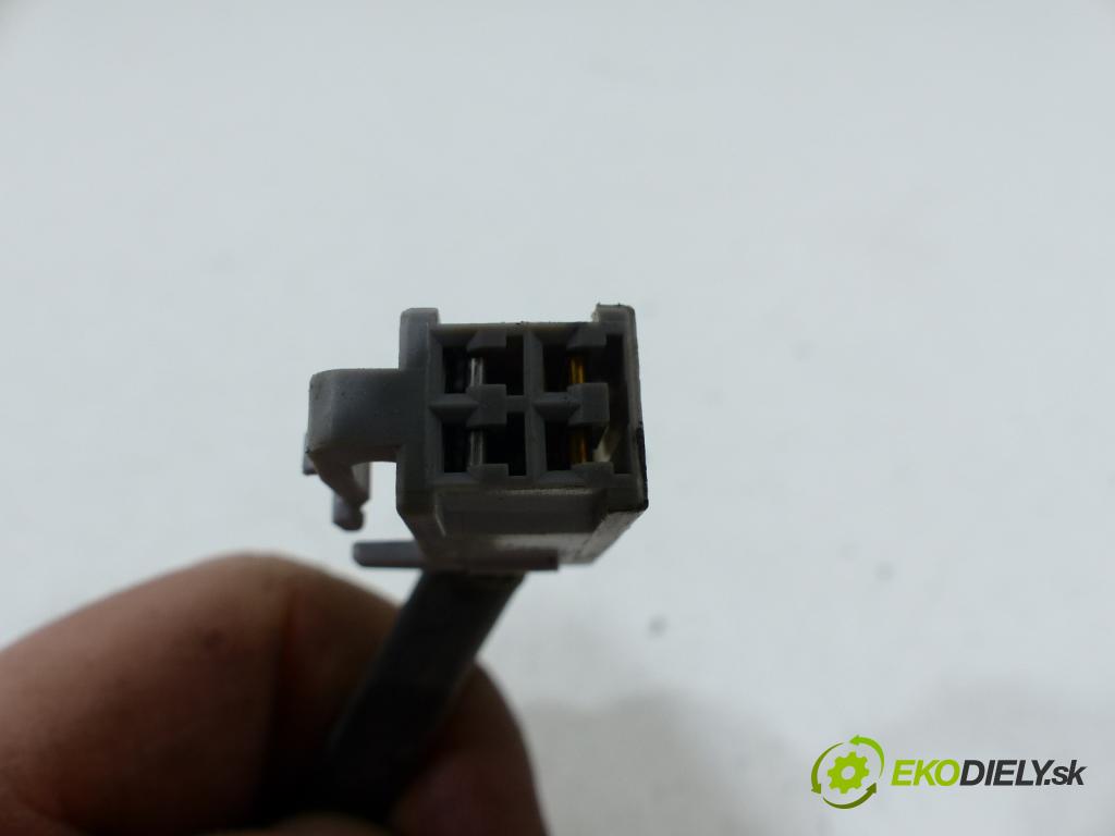 Toyota Corolla E12 2001-2009 1.6 16V VVTI 110 HP  81 kW 1600 cm3  sonda lambda  (Lambda sondy)