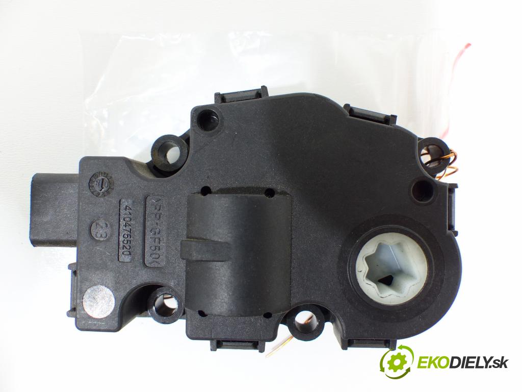 Bmw 3 e90 2005-2013 2.0D 136 HP 100 kW 2000 cm3 Motorček kúrenia