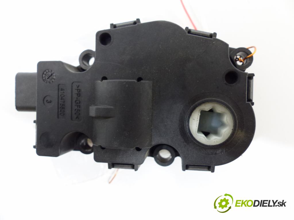 Bmw 3 e90 2005-2013 2.0D 136 HP  100 kW 2000 cm3  Motorček kúrenia