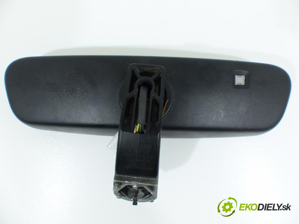 Bmw 3 e90 2005-2013 2.0D 136hp  100 kW 2000 cm3  zpětné zrcátko vnitřní  (Světla vnitřní)