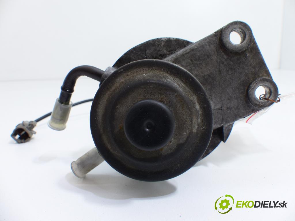 Mazda Premacy 2.0 DITD 101 HP 74 kW 2000 cm3 Obal filtra