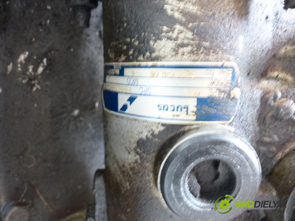 Помпа citroen berlingo