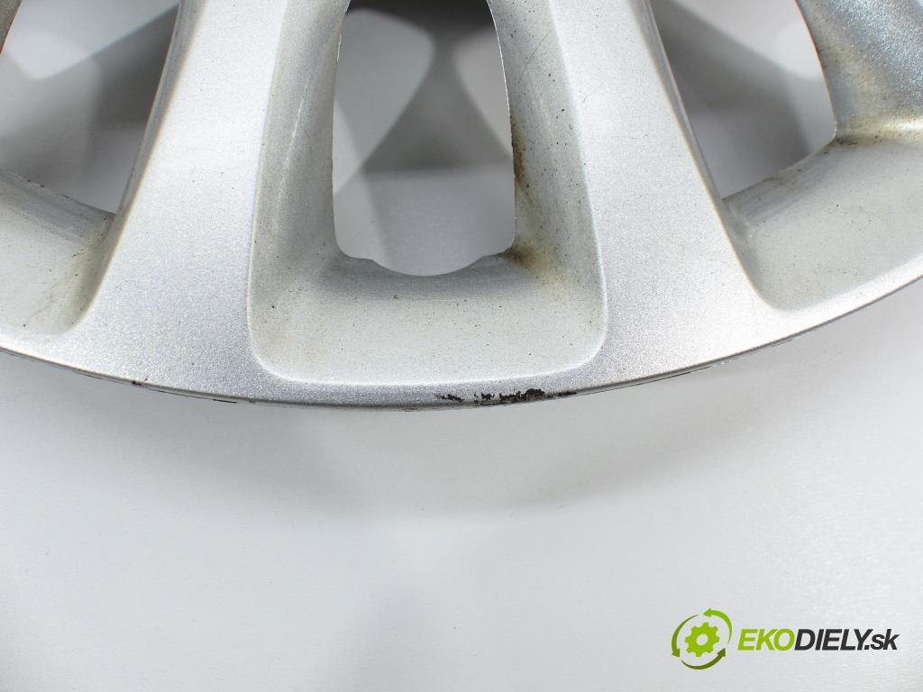 Opel Corsa D 2006-2014 1.3 CDTI 75 HP  55 kW 1300 cm3  Puklica  (Puklice)