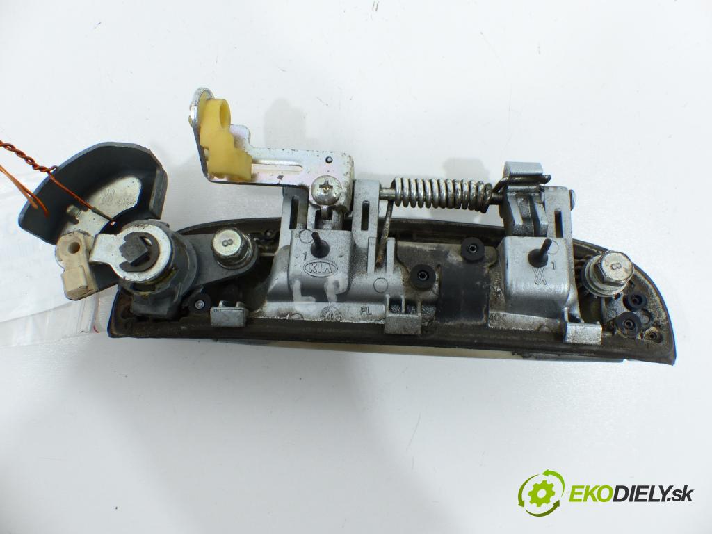 Kia Rio II 2005-2011 1.4 16V 97 HP  71 kW 1400 cm3  Kľučka predný ľavá strana vonkajšia  (Vonkajšie predné ľavé)