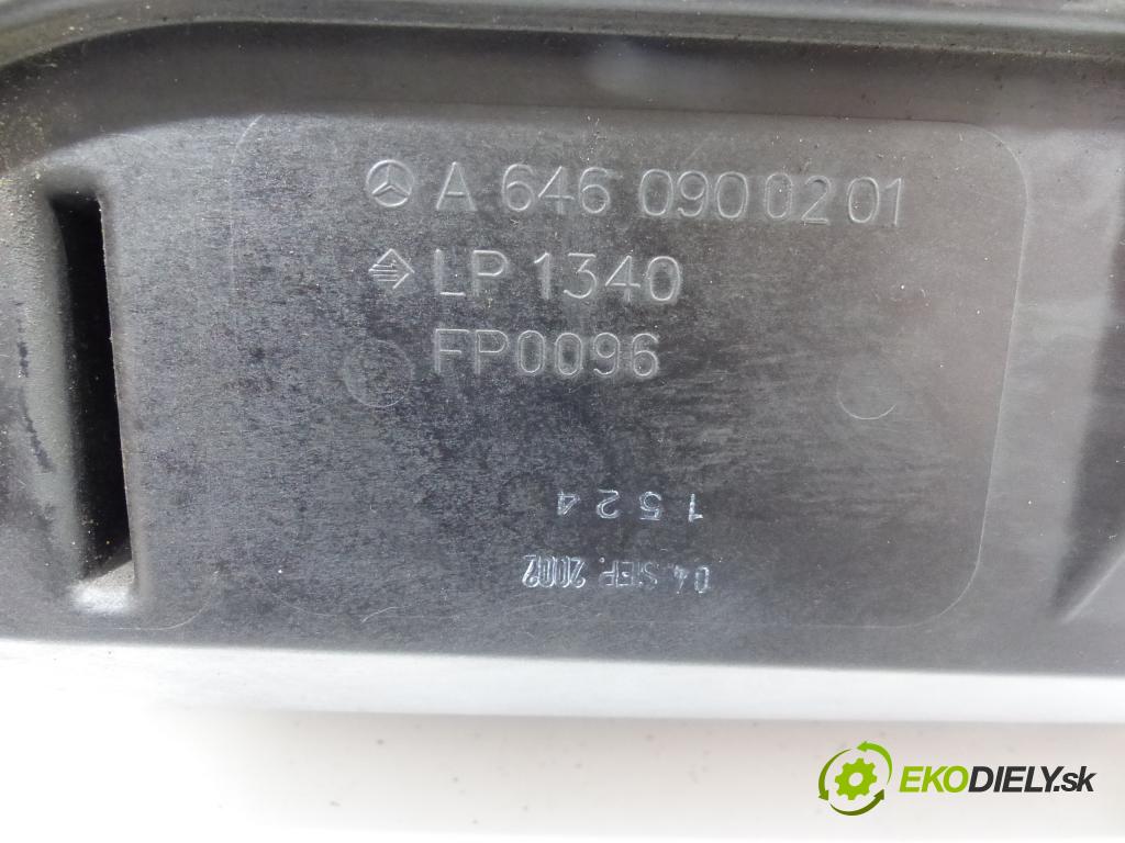 Mercedes S W220 1998-2005 3.2 CDI 204 hp  150 kW 3200 cm3  obal filtra vzduchu  (Kryty filtrů)