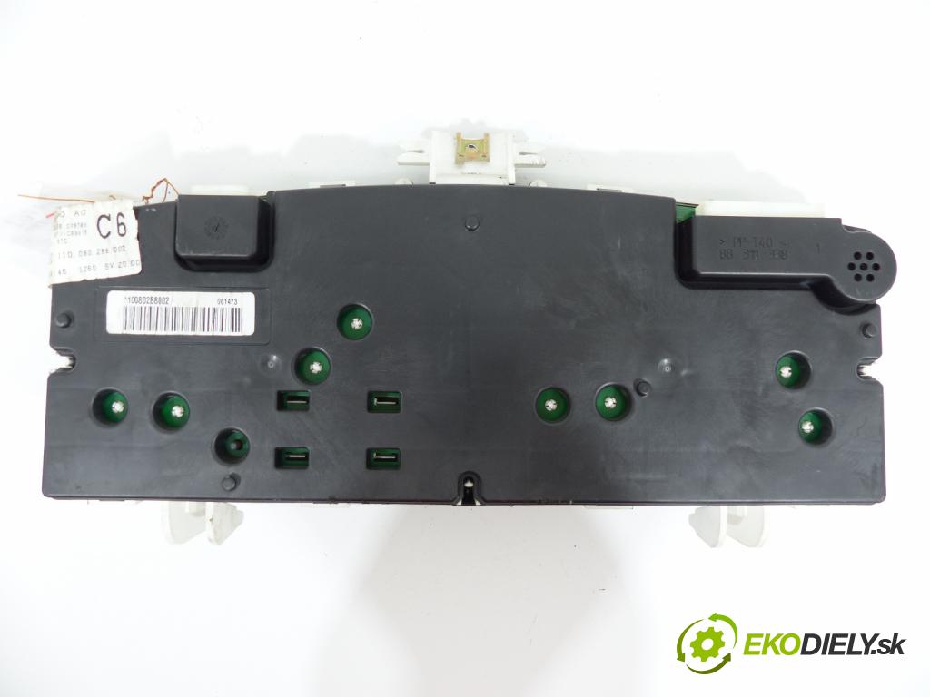 Toyota Corolla E12 2001-2009 2.0 D4D 116 hp  85 kW 2000 cm3  prístrojovka  (Přístrojové desky, displeje)