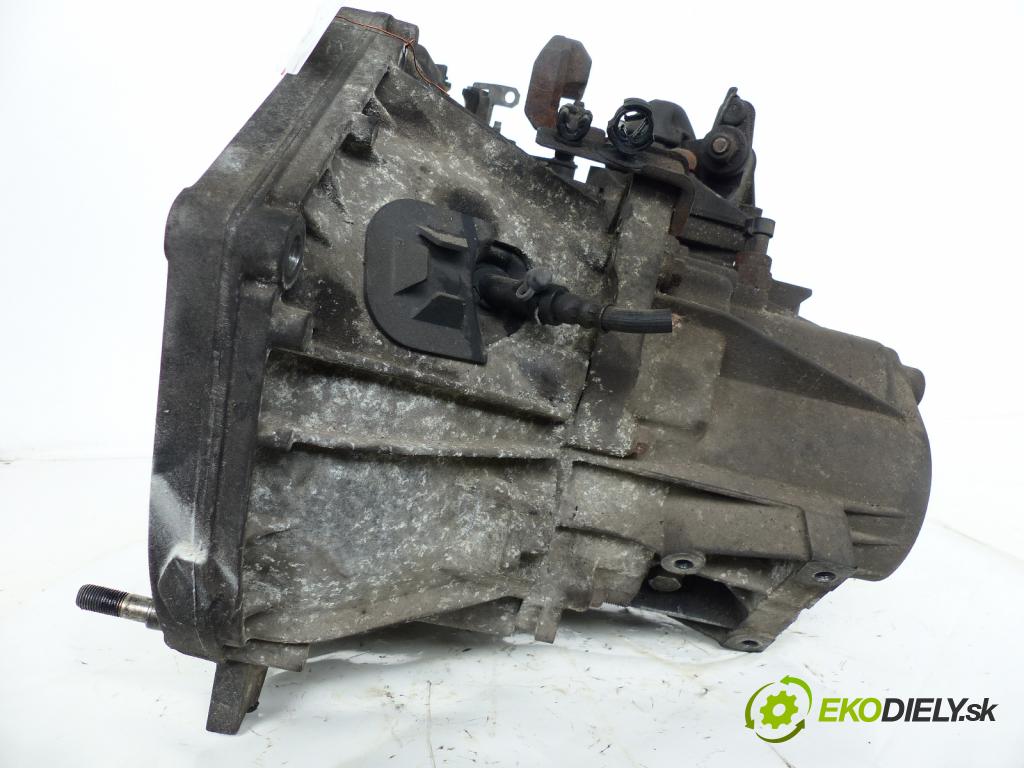 Alfa romeo 147 1.9 JTD 116 hp  85 kW 1900 cm3  převodovka - manuální