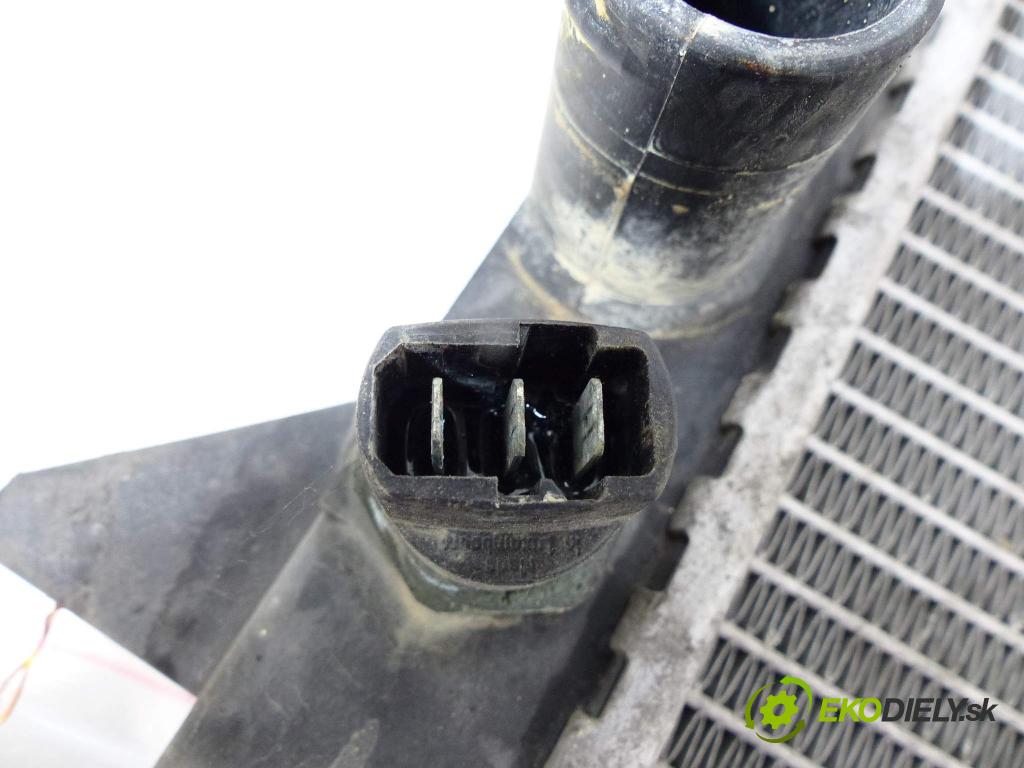 Vw Passat B3 1988-1993 2.0 8V   2000 cm3  Chladič  (Chladiče)