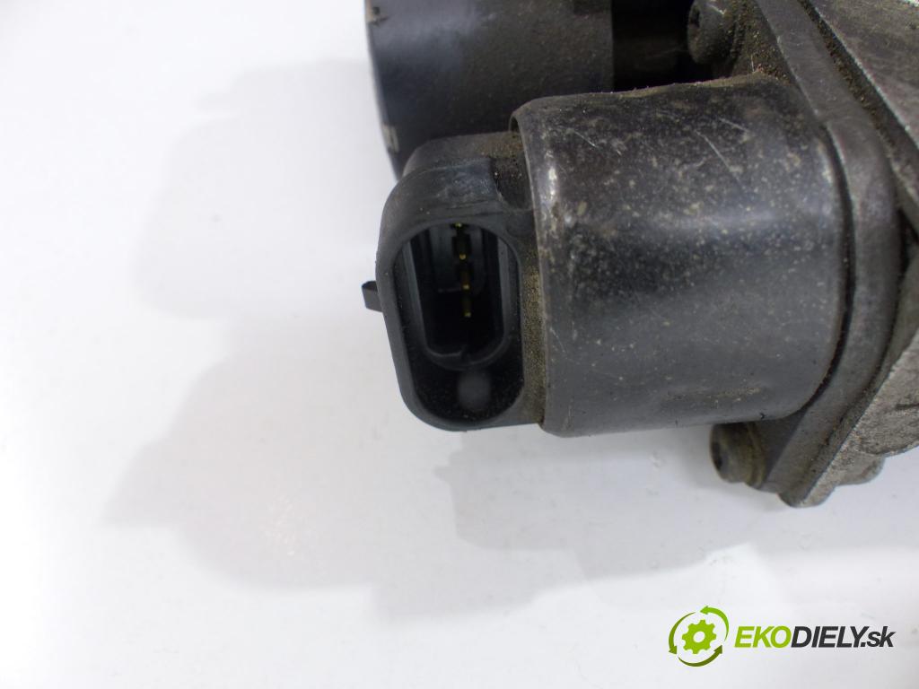 Citroen C5 2001-2008 2.0 16V 136 HP  100 kW 2000 cm3  Škrtiaca klapka  (Škrtiace klapky)