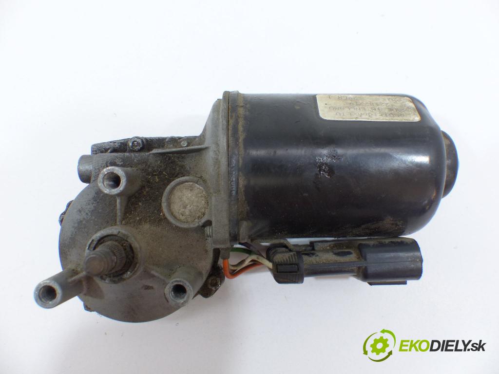 Opel Corsa B 1993-1999 1.2 16V 65 hp  48 kW 1200 cm3  motor stěračů přední část 