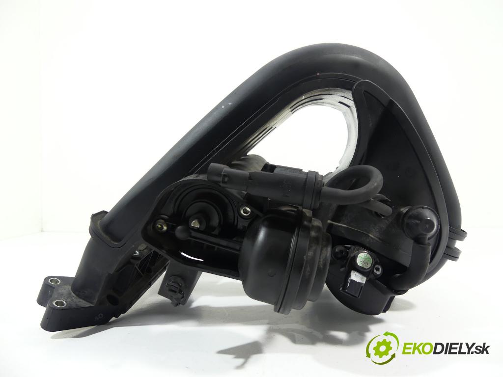 Mercedes A W169 2004-2012 1.5 8V 95 hp  70 kW 1500 cm3  potrubí sání  (Sací potrubí)