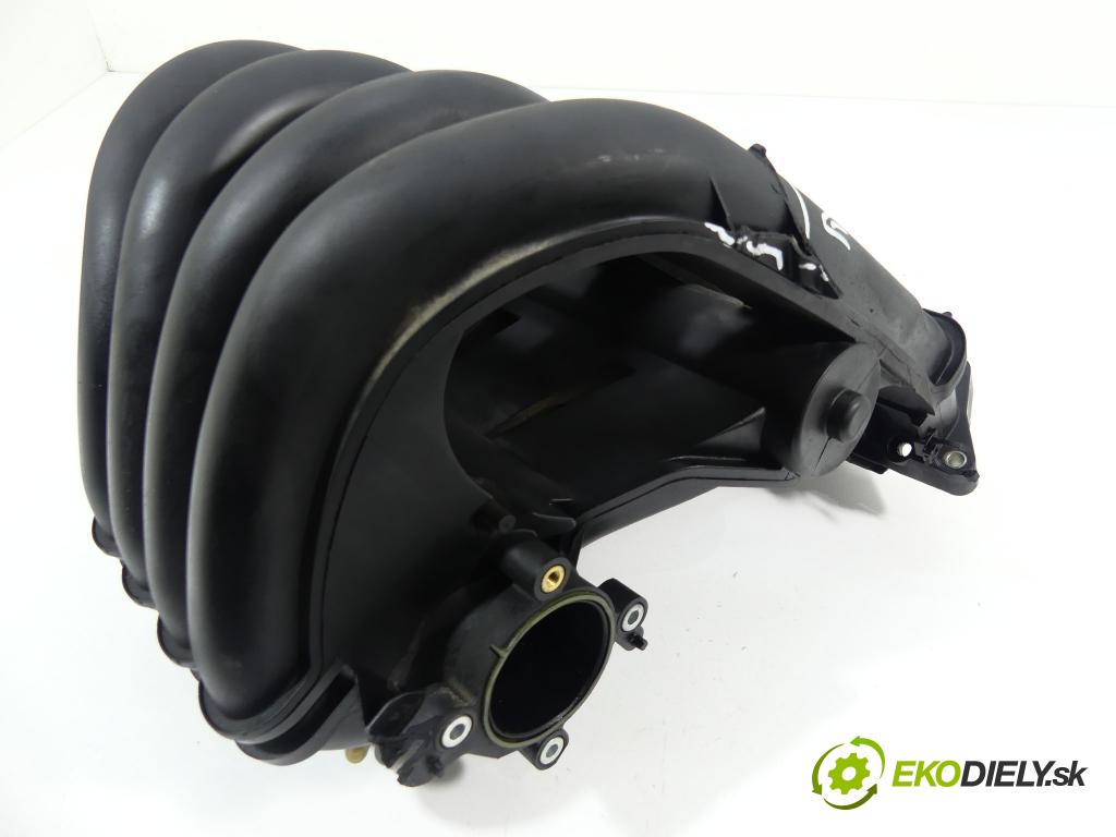 Mercedes A W169 2004-2012 1.5 8V 95 hp  70 kW 1500 cm3  potrubí sání  (Sací potrubí)