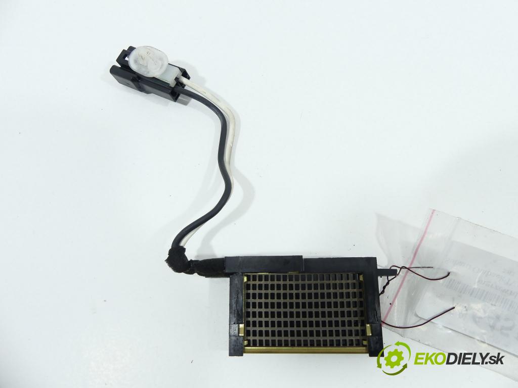 Subaru Outback IV 09-14 2.0D 150 HP  110 kW 2000 cm3  Výhrevné teleso, radiátor kúrenia  (Radiátory kúrenia)