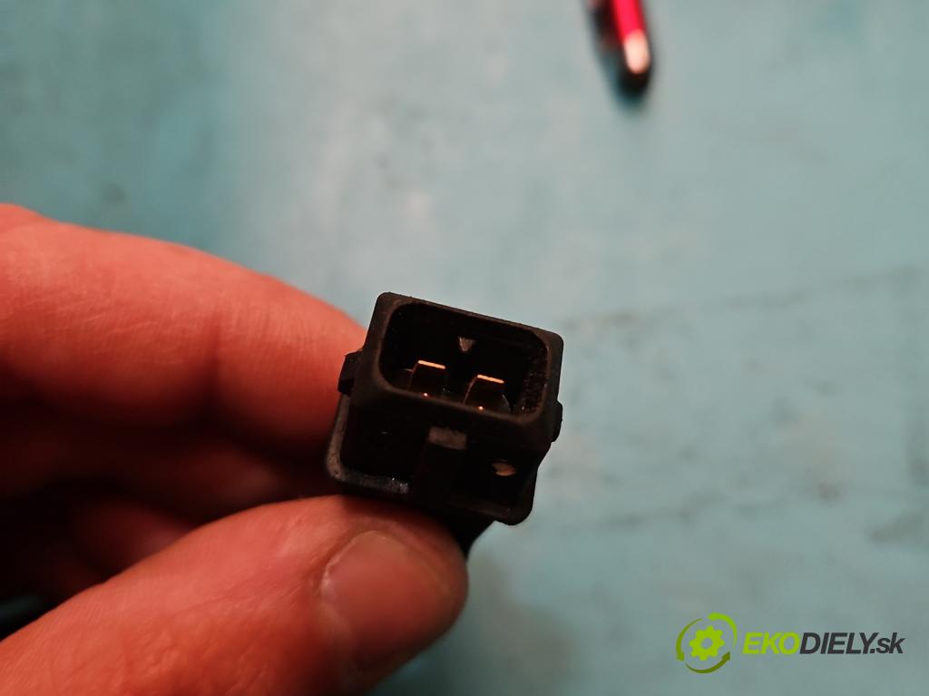 Hyundai Accent III 2005-2010 1.4 16V 97KM  71 kW 1400 cm3 4- snímač pozice: hřídel klikový  (Snímače polohy kliky, vačky)