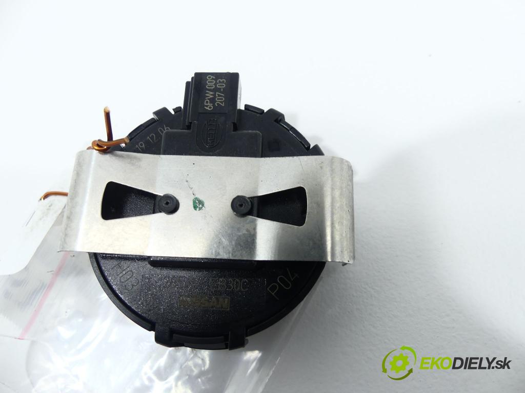 Nissan Tiida 1.6 16V 110 HP  81 kW 1600 cm3  Snímač dažďa  (Snímače dažďa)