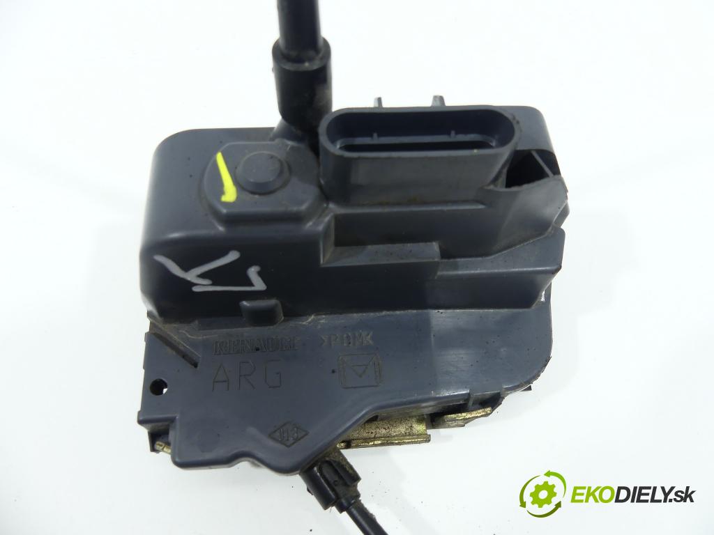 Renault Espace IV 2003-2014 2.2 DCI 150 hp  110 kW 2200 cm3  zámok zadní část levý