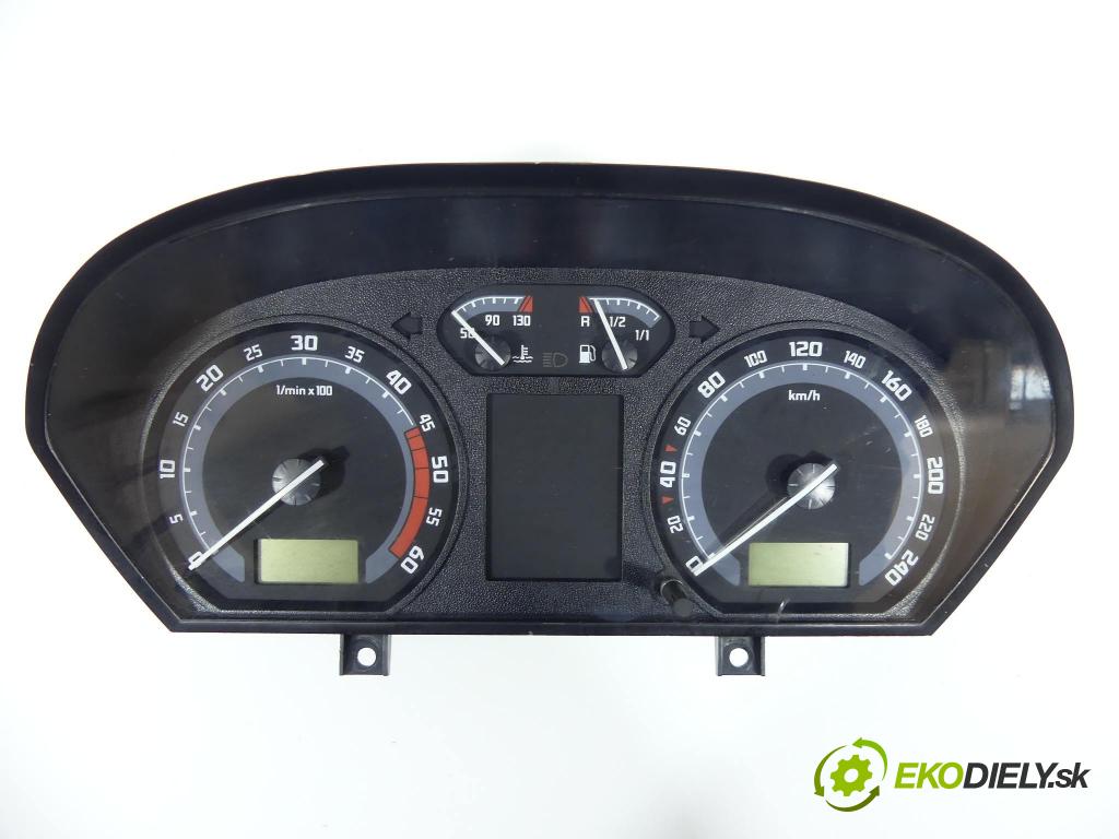 Skoda Fabia I 1999-2007 1.9 TDI 101 hp  74 kW 1900 cm3  prístrojovka  (Přístrojové desky, displeje)