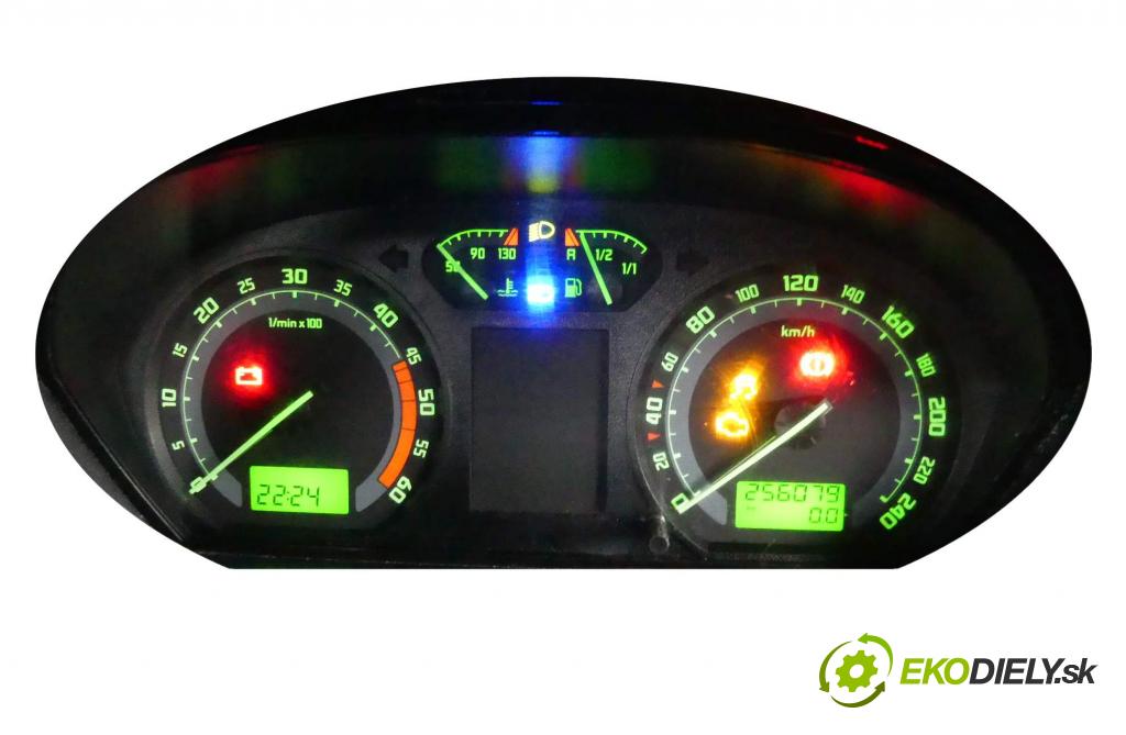 Skoda Fabia I 1999-2007 1.9 TDI 101 hp  74 kW 1900 cm3  prístrojovka  (Přístrojové desky, displeje)