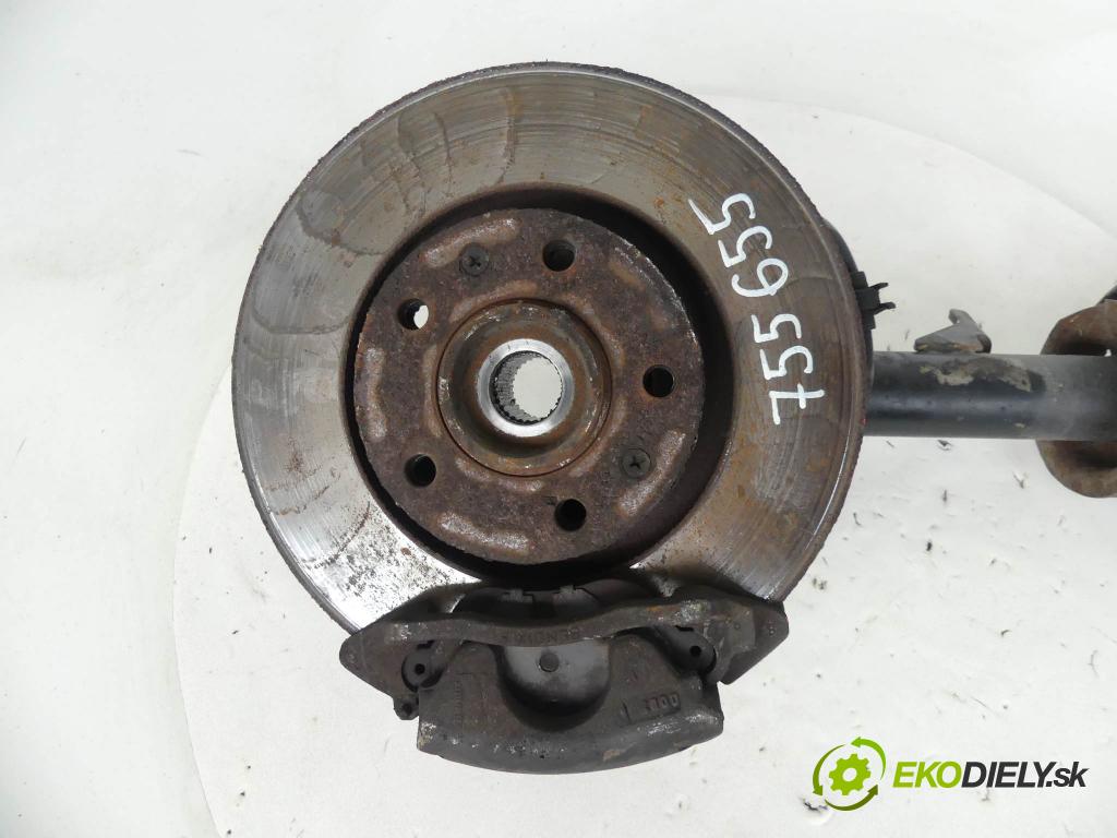 Peugeot 605 2.0 121 HP  89 kW 2000 cm3  náboj pravá  (Náboje)