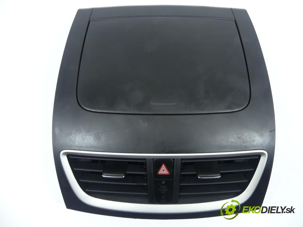 Suzuki Swift Mk7 2010-2017 1.2 16V 94 HP  69 kW 1200 cm3  Priehradka, kastlík 