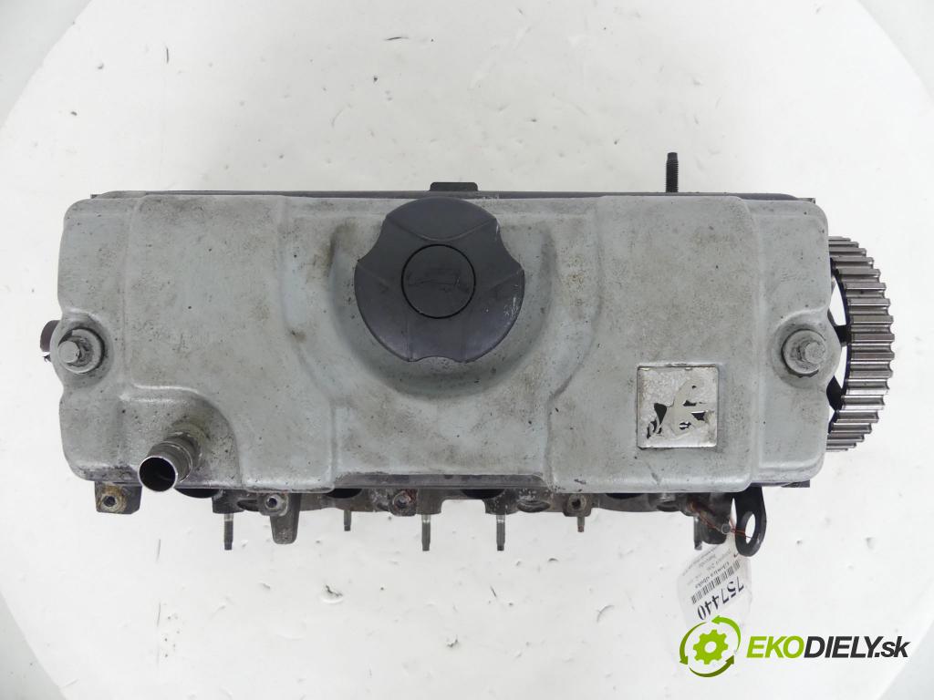 Peugeot 206 1.1 8V 60 hp 44 kW 1100 cm3 hlava válců motora