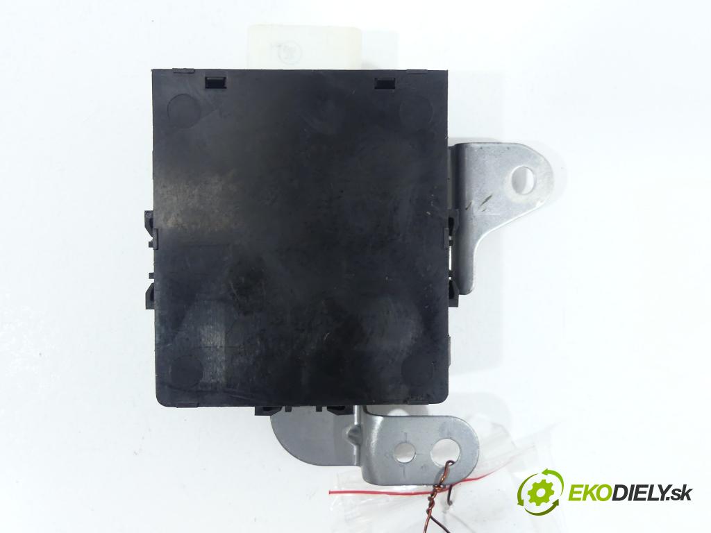 Toyota Land Cruiser 120 2002-2010 3.0 D4D 163 HP  120 kW 3000 cm3  Modul Riadiaca jednotka  (Ostatné)