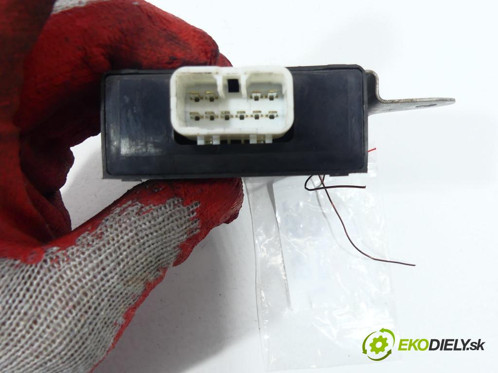 Toyota Land Cruiser 120 2002-2010 3.0 D4D 163 HP  120 kW 3000 cm3  Modul Riadiaca jednotka  (Ostatné)