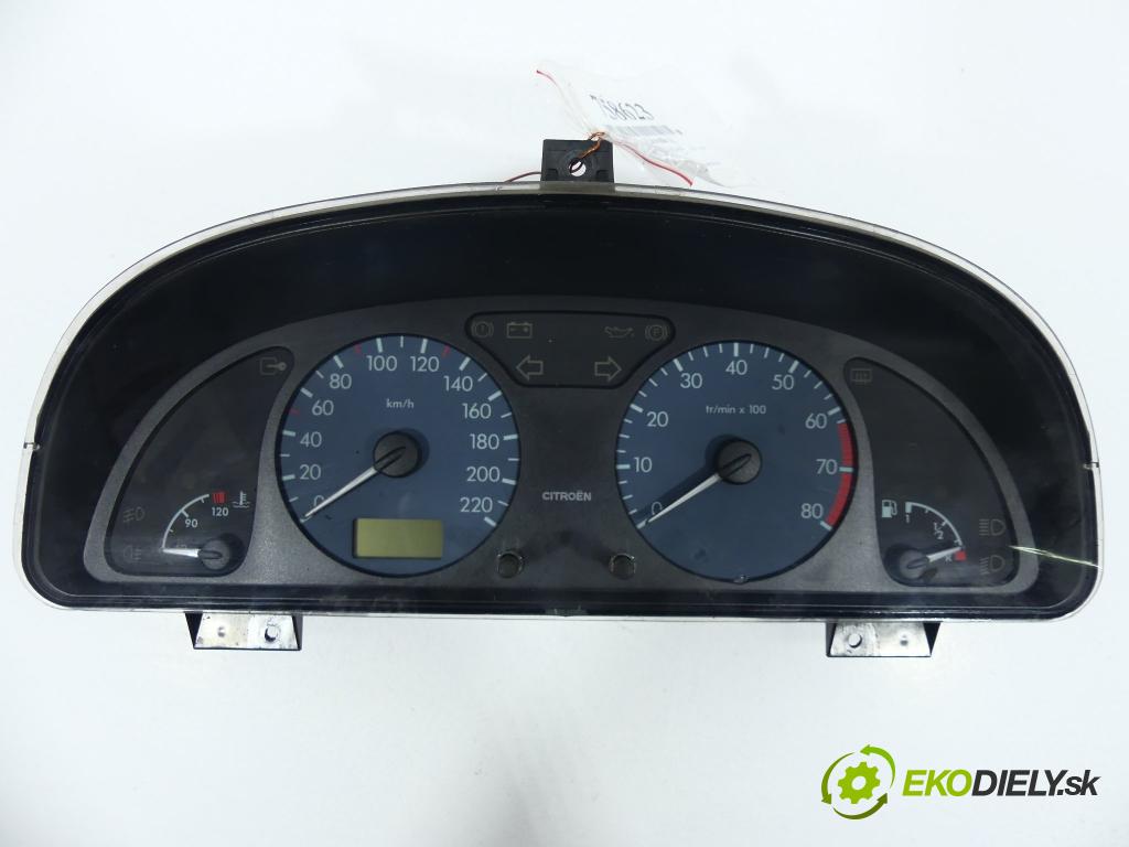 Citroen Xsara II 2000-2004 1.4 8V   1400 cm3  Prístrojovka  (Prístrojové dosky, displeje)