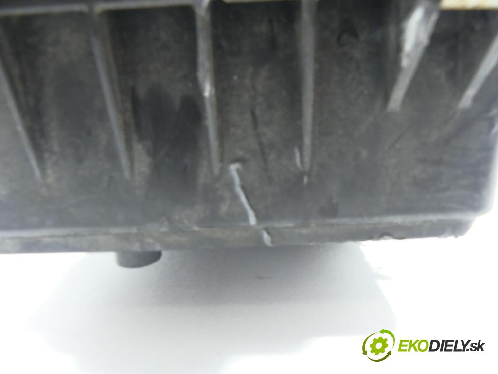 Honda Jazz III 2008-2014 1.4 16V 101 hp  74 kW 1400 cm3  obal filtra vzduchu  (Kryty filtrů)