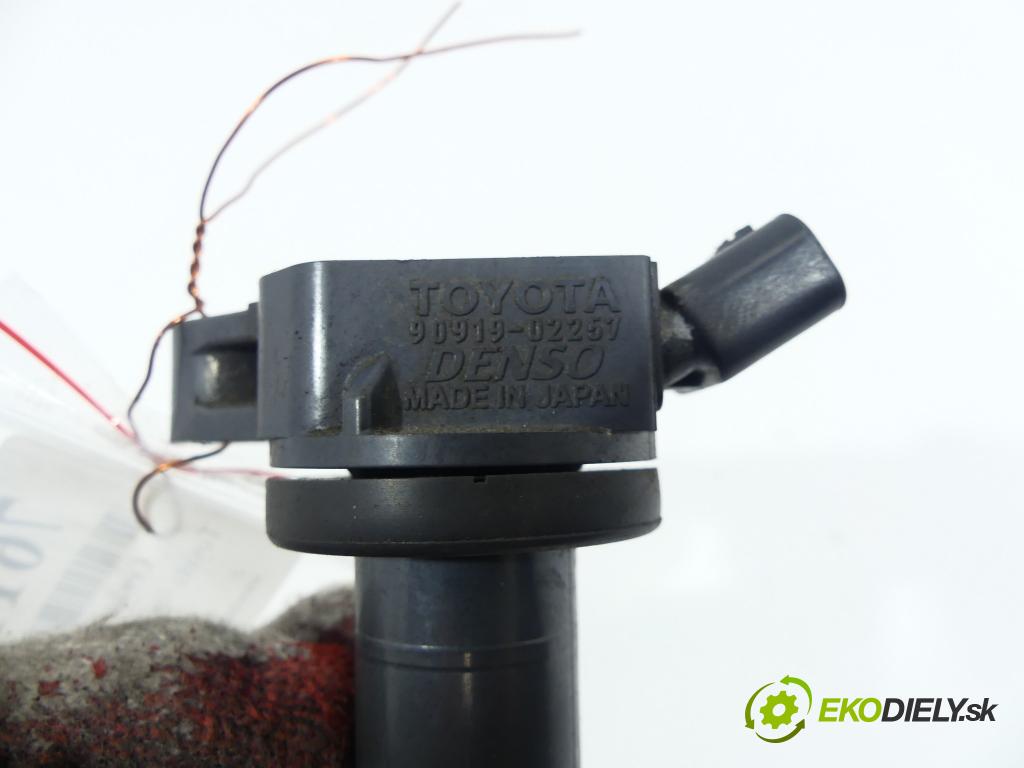 Toyota Auris I 2006-2013 1.3 16V VVTI 99 hp  73 kW 1330 cm3  cívka zapalovací  (Zapalovací cívky, moduly)
