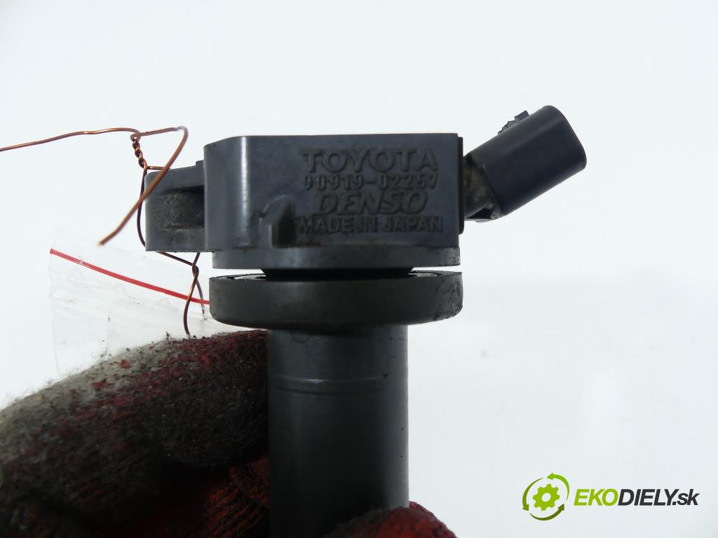 Toyota Auris I 2006-2013 1.3 16V VVTI 99 HP  73 kW 1330 cm3  Cievka zapaľovacia  (Zapaľovacie cievky, moduly)