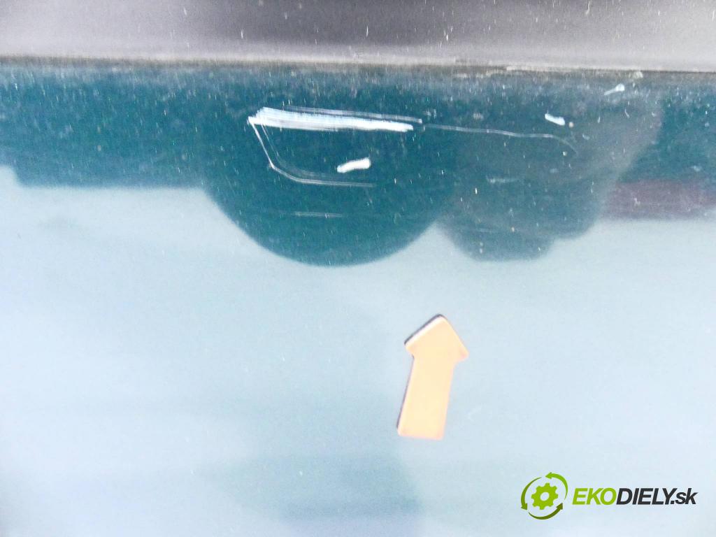 Peugeot 307 2.0 HDI 90 hp  66 kW 2000 cm3  dveře přední část levé