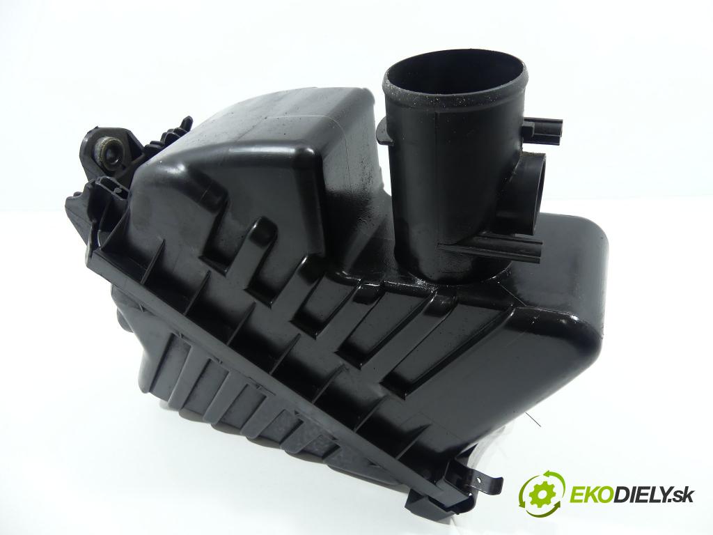 Toyota Yaris I 1999-2005 1.4 D4D 75 hp  55 kW 1400 cm3  obal filtra vzduchu  (Kryty filtrů)