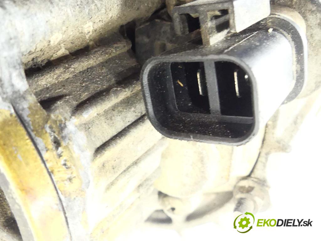 Nissan Terrano II 1992-1999 2.7 TD 101 HP  74 kW 2700 cm3  Alternátor  (Alternátory)