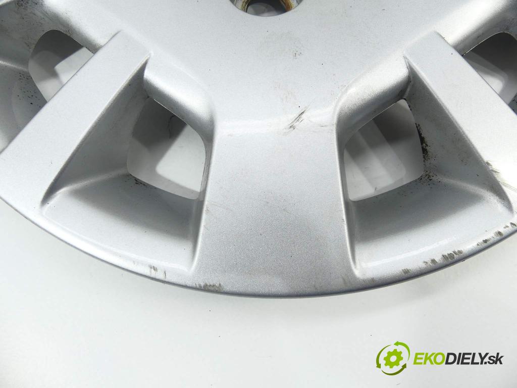 Hyundai I20 I 2008-2014 1.1 CRDi 75 hp  55 kW 1100 cm3  puklice  (Puklice)