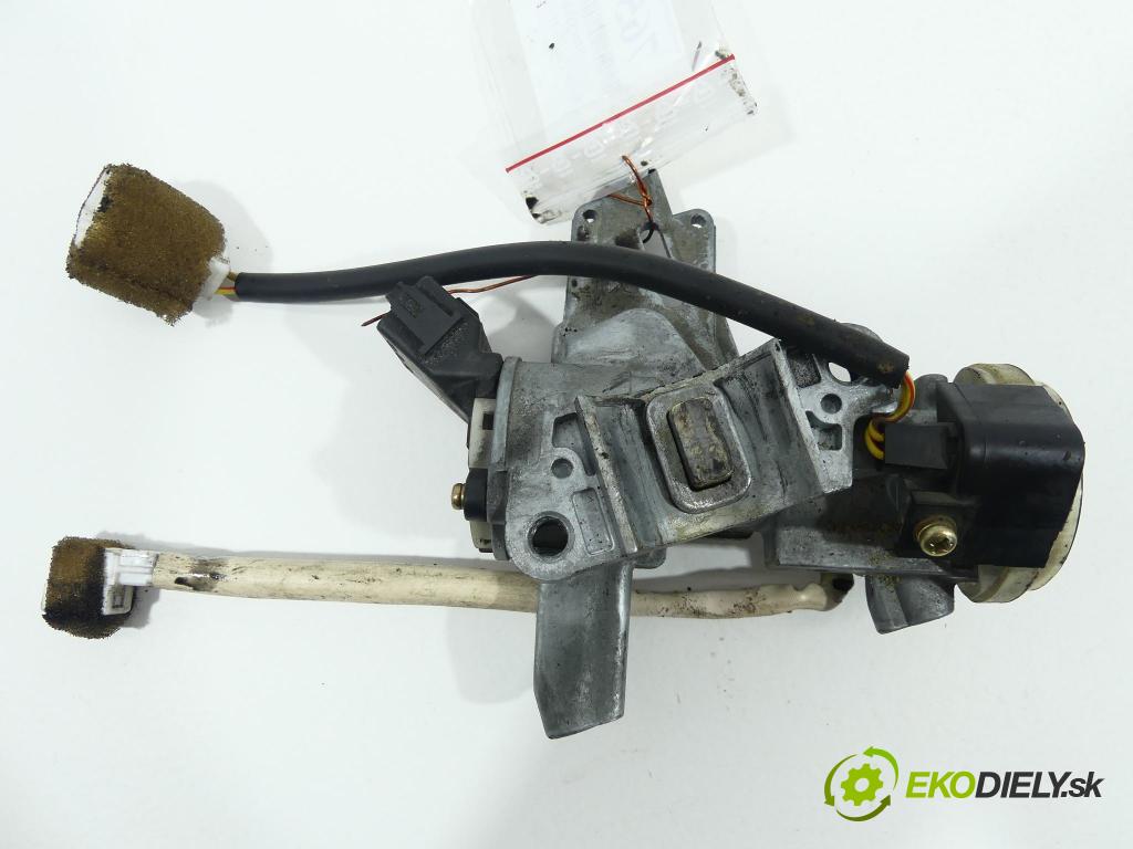 Mitsubishi Pajero II 1991-1999 2.5 TD 99 hp  73 kW 2500 cm3  spínačka  (Spínací skříňky a klíče)