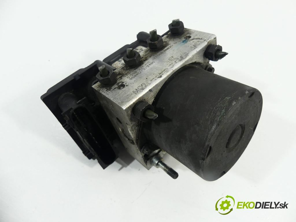 Nissan Almera N16 2000-2006 1.5 16V 98 hp  72 kW 1500 cm3  pumpa ABS  (Pumpy brzdové)