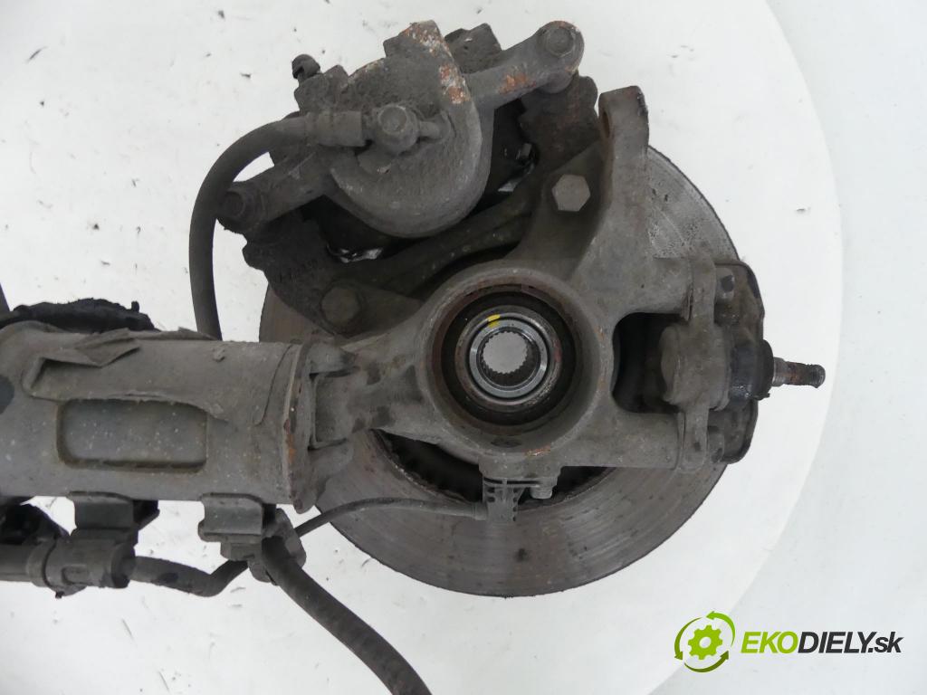 Kia Ceed I 2006-2012 1.4 16V 109 HP  80 kW 1400 cm3  náboj pravá  (Náboje)