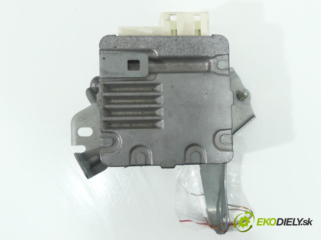 Toyota Yaris II 2005-2011 1.4 D4D 90 HP  66 kW 1400 cm3  Modul Riadiaca jednotka  (Ostatné)