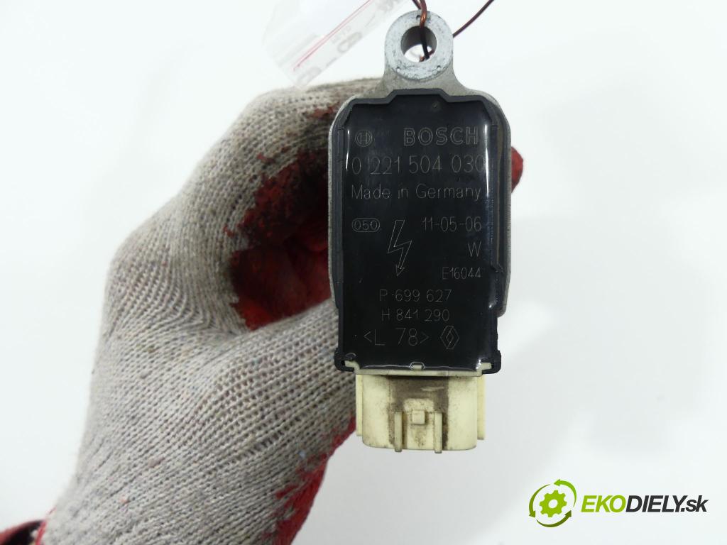 Renault Fluence 2.0 16V 140 HP  103 kW 2000 cm3  Cievka zapaľovacia  (Zapaľovacie cievky, moduly)