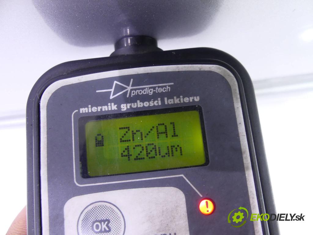 Chrysler Pacifica 3.5 V6  186 kW 3500 cm3  dveře přední část pravé