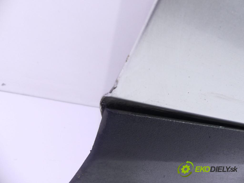 Chrysler Pacifica 3.5 V6  186 kW 3500 cm3  dveře přední část pravé