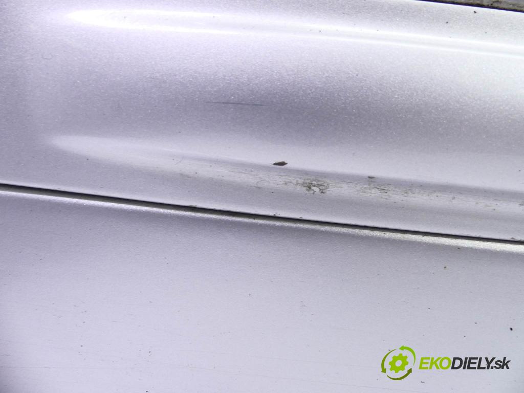 Chrysler Pacifica 3.5 V6  186 kW 3500 cm3  dveře přední část pravé