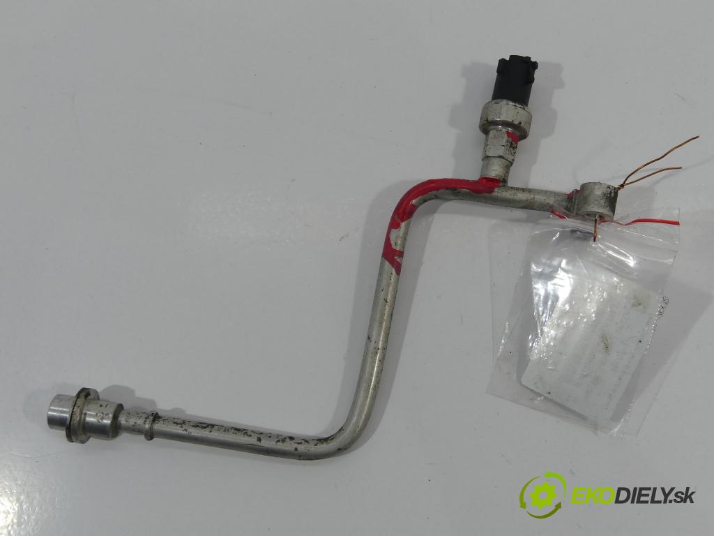 Chrysler Pacifica 3.5 V6  186 kW 3500 cm3  Rúrka klimatizácie 