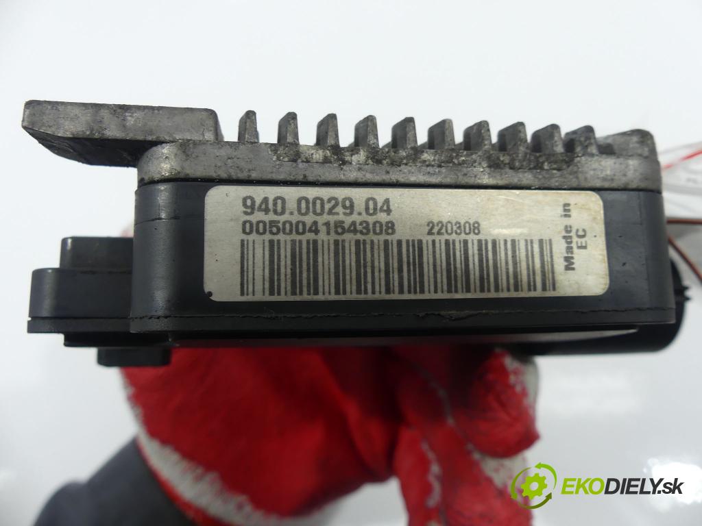 Ford Focus Mk2 2004-2011 1.6 16V 101 HP  74 kW 1600 cm3  relé  (Relé)